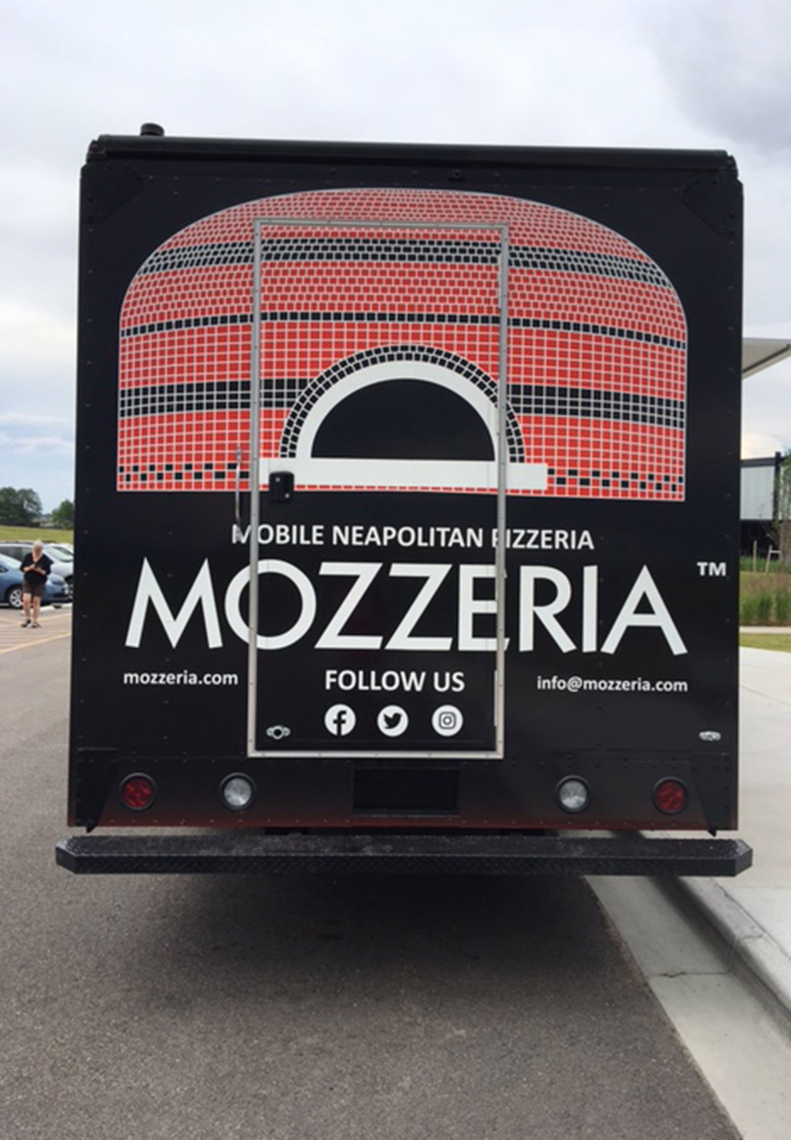 Mozzeria Food Truck Back Profile